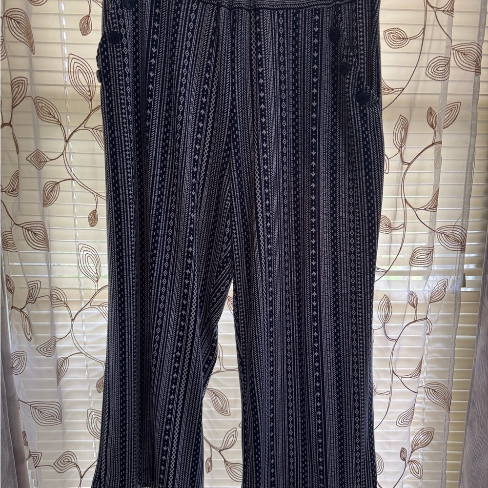 Black and White Patterned Women's Pants